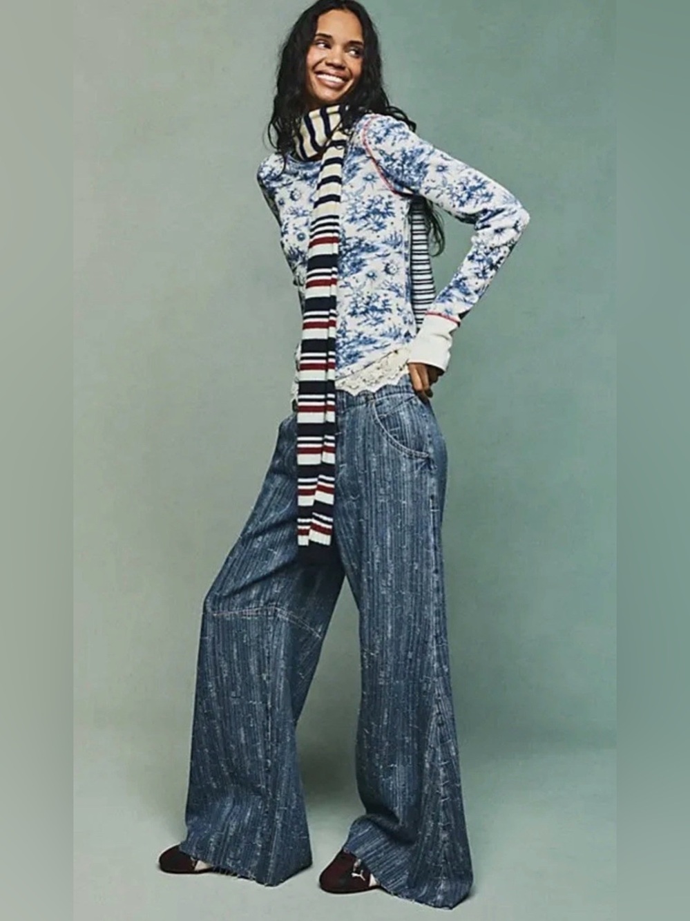 Free People Front Row Wide Leg Flare Jeans We The Free Thread Detail Raw Hem